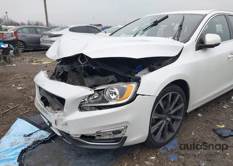 2015 Volvo V60 T5 Platinum from USA, damaged, VIN YV140MED8F1206720